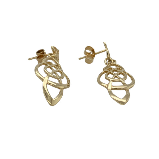 Add timeless symbolism and elegant movement to your jewellery collection with these pre-owned 9ct yellow gold Celtic style knot drop earrings, featuring a classic heritage-inspired design—perfect for everyday wear or a meaningful gift.

Design: The earrings feature a traditional Celtic knot motif with flowing interwoven lines that create a graceful drop design. The intricate knot pattern symbolises eternity and interconnectedness, giving the earrings both beauty and meaning.
