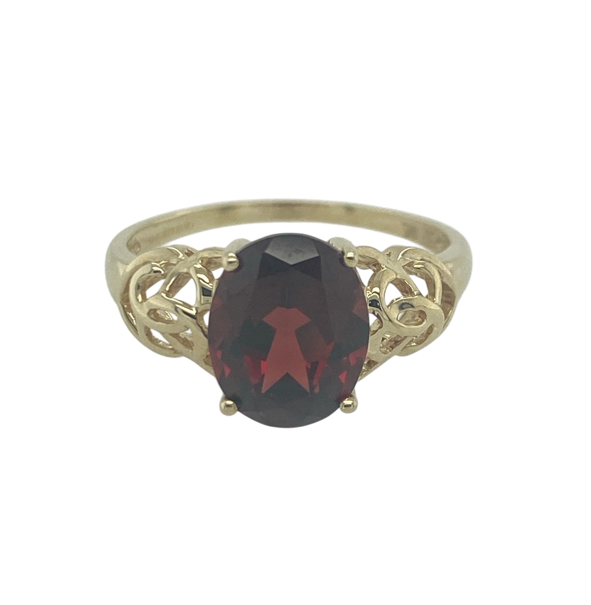 9ct Gold & Red Stone Celtic Style Ring