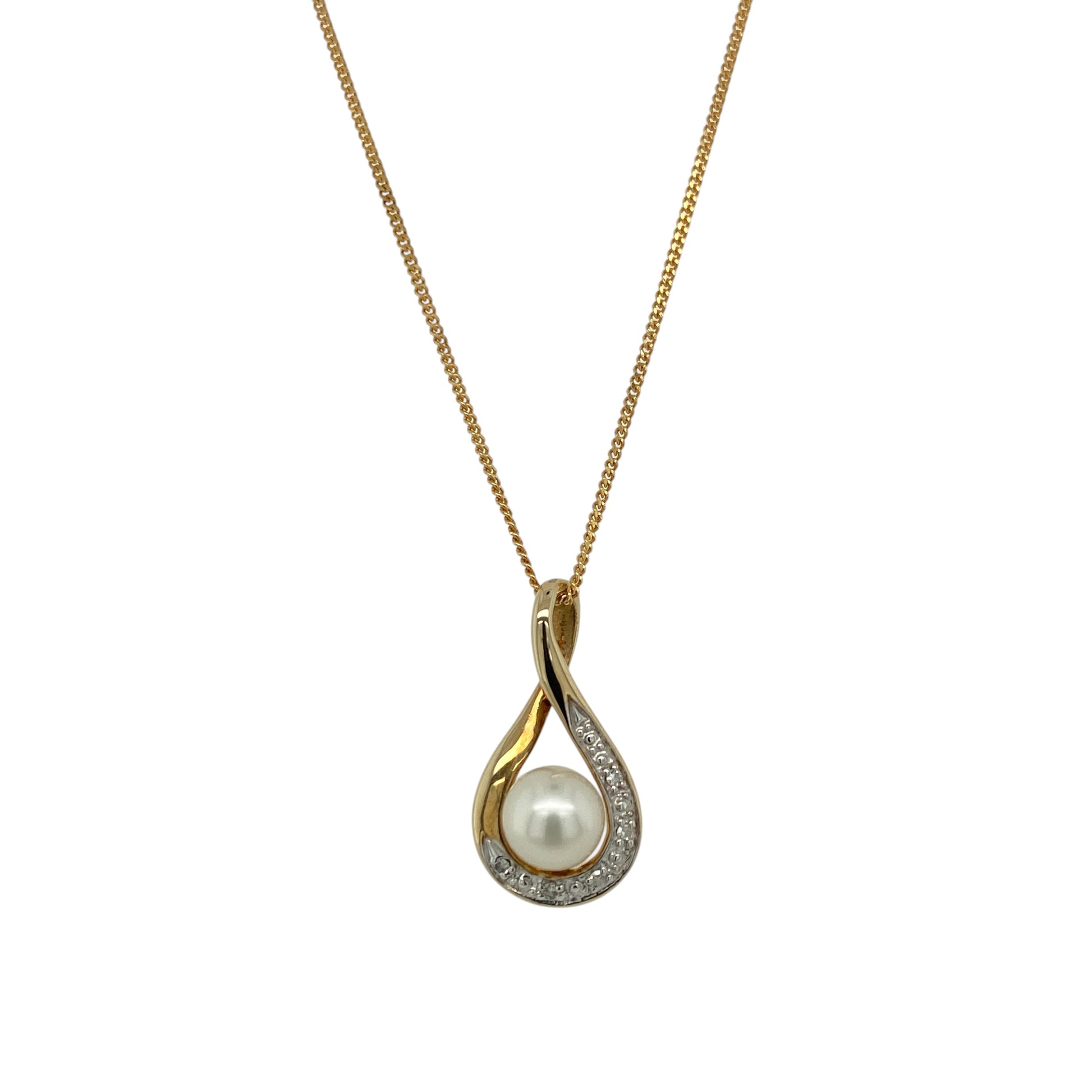 9ct Gold Diamond & Pearl Set 20" Necklace