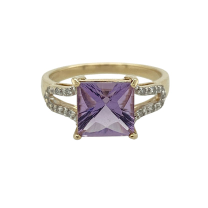 9ct Gold Diamond & Purple Stone Set Ring