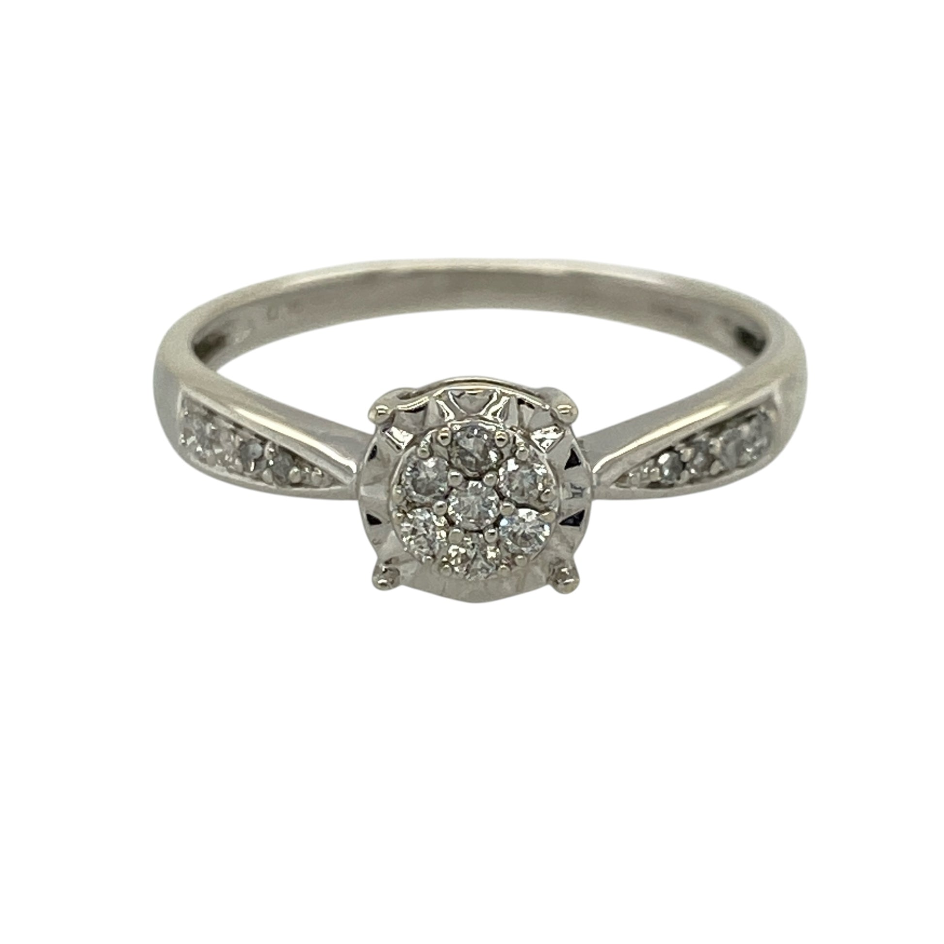 9ct White Gold & Diamond Illusion Set Cluster Ring