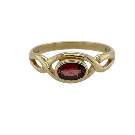 9ct Gold & Garnet Set Celtic Style Ring
