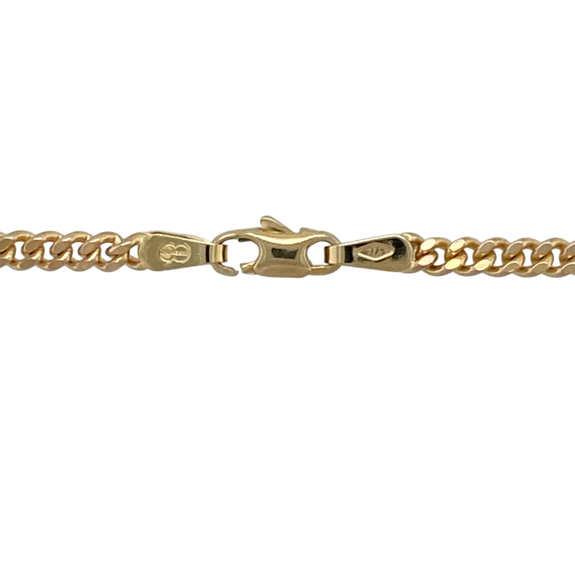Add a classic and substantial piece to your jewellery collection with this pre-owned 9ct yellow gold 22" curb chain, combining timeless design with a strong and versatile presence—perfect for everyday wear or pairing with a pendant.

Design: The chain features a traditional curb link style with smooth, interlocking links, creating a clean and enduring look.
Material: Made from 9-carat yellow gold, it has a polished finish that enhances its warm tone and classic appeal.
