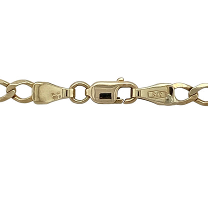Add classic style with a distinctive twist to your jewellery collection with this pre-owned 9ct yellow gold Figaro chain—an elegant and versatile piece perfect for everyday wear.

Design: This 18" chain features the traditional Figaro link pattern, combining alternating short and elongated links to create a stylish and recognisable look. The 3mm width offers a refined yet noticeable presence.