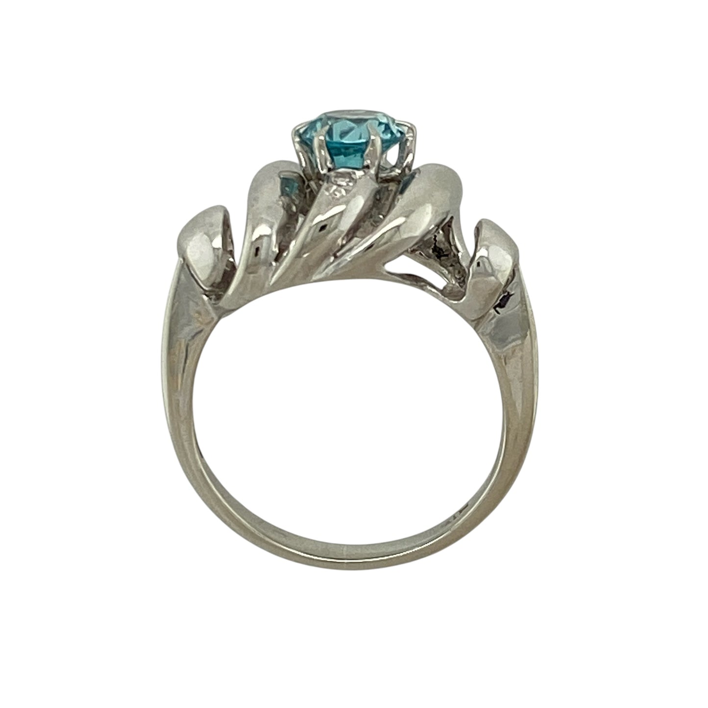 18ct White Gold Diamond & Blue Topaz Set Ring