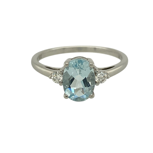 9ct White Gold Diamond & Aquamarine Set Ring