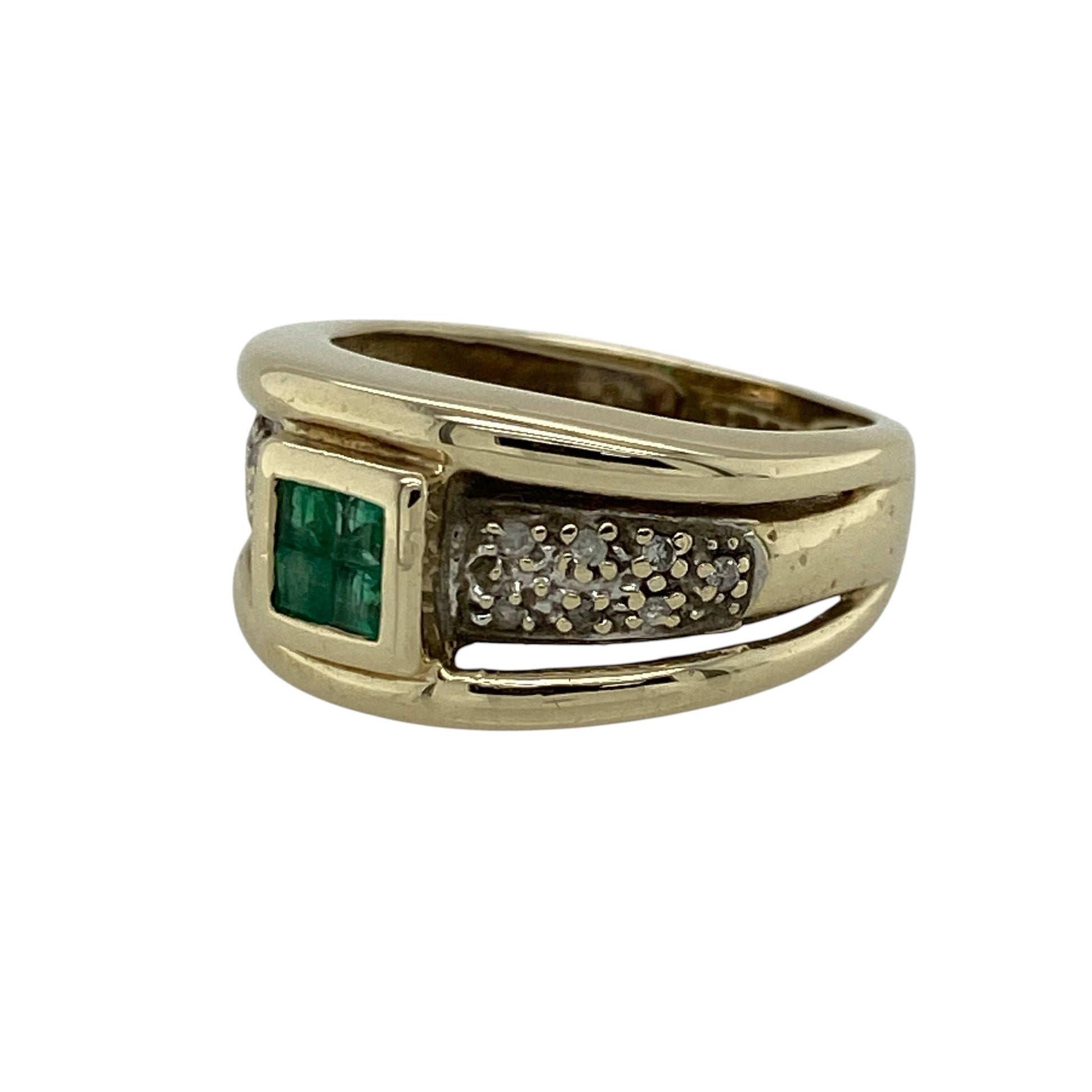Add bold elegance and rich colour to your jewellery collection with this pre-owned 9ct yellow and white gold diamond and emerald set band ring—an eye-catching piece perfect for making a statement.

Design: This ring features a wide 10mm band with a striking centre made up of four square emeralds set together, forming a 4mm by 4mm cluster, complemented by sparkling diamonds that enhance the overall brilliance and structure of the design.