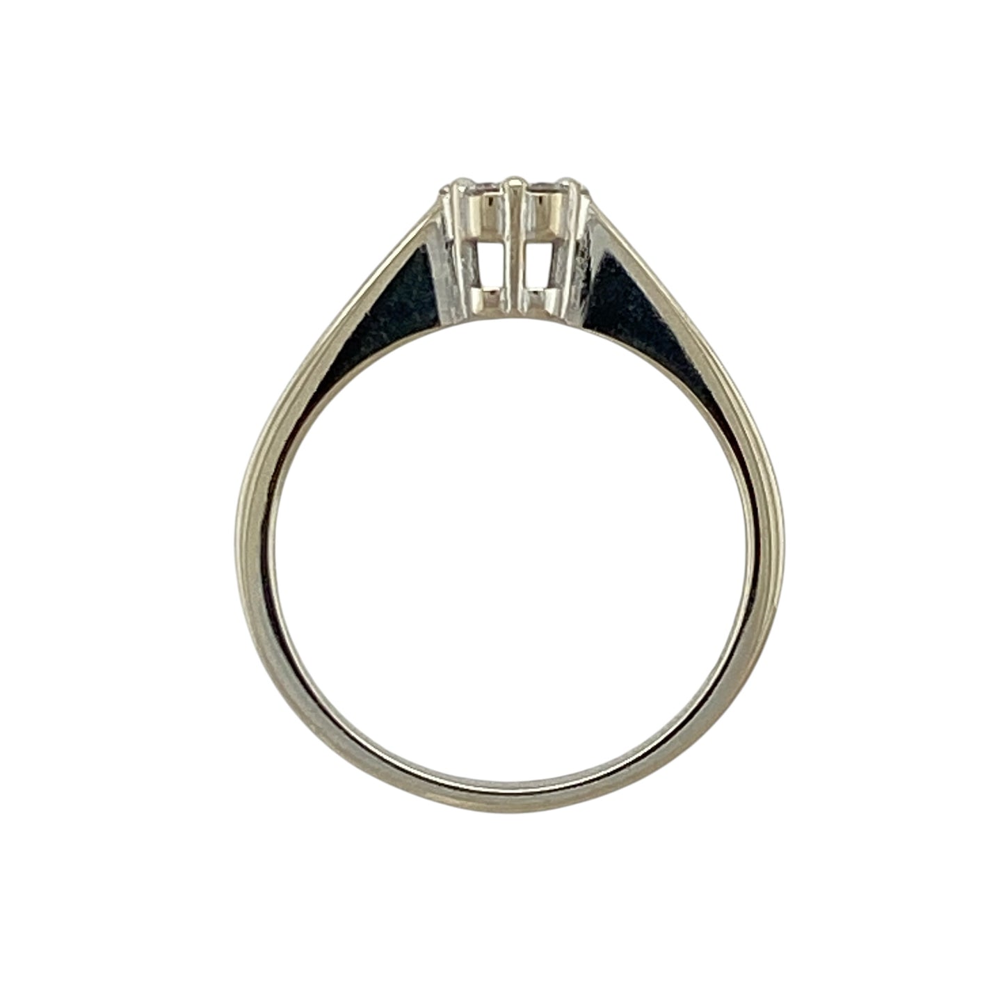 18ct White Gold & Diamond Set Illusion Cluster Ring