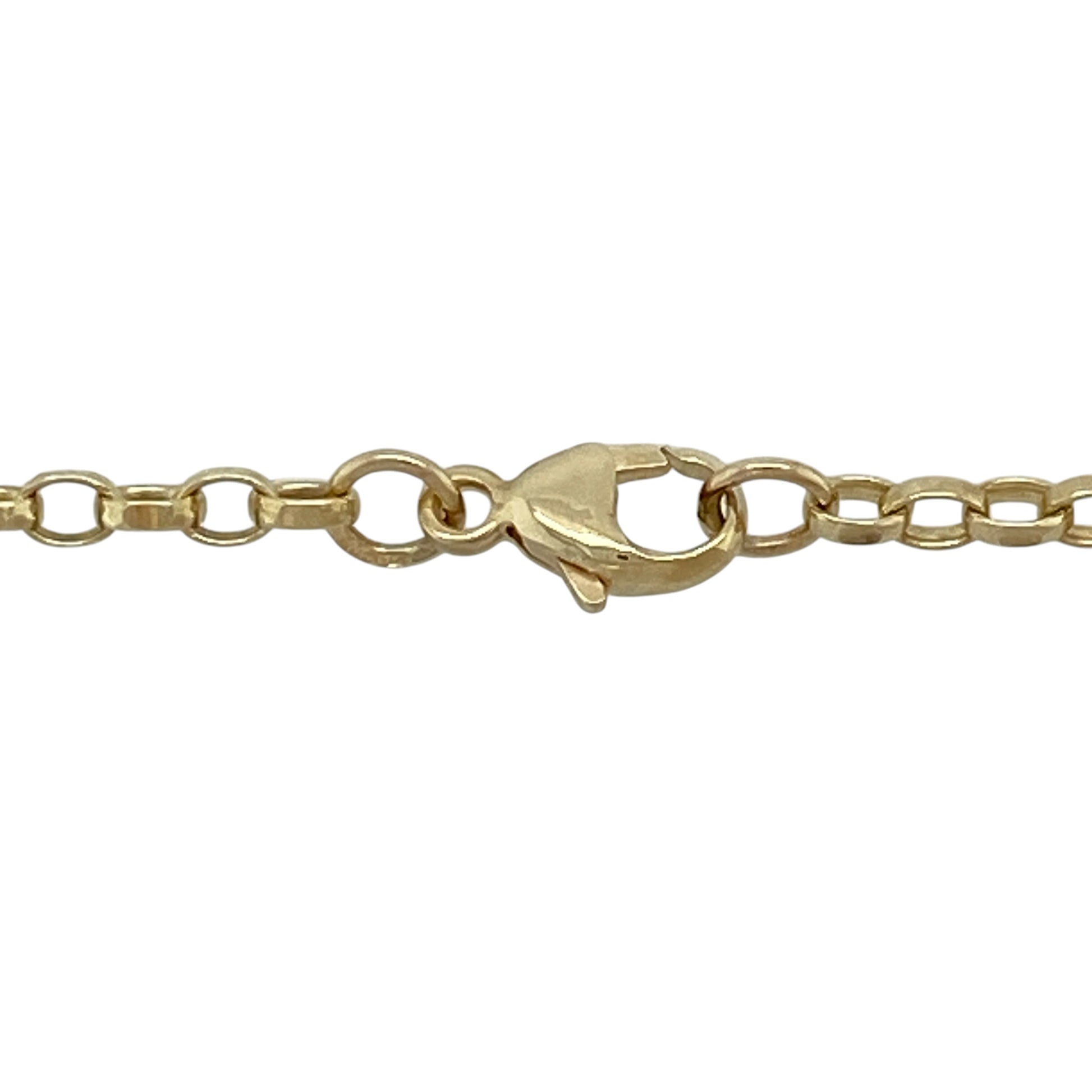 Add a classic and versatile piece to your jewellery collection with this pre-owned 9ct yellow gold belcher chain—perfect for everyday wear or pairing with a pendant.

Design: This 18" chain features traditional belcher links, with uniform round links creating a clean and timeless look. The 2mm width offers a refined and noticeable presence on the neckline.
Material: Made from 9-carat yellow gold, the polished finish enhances the rich golden tone while adding a smooth and elegant shine.