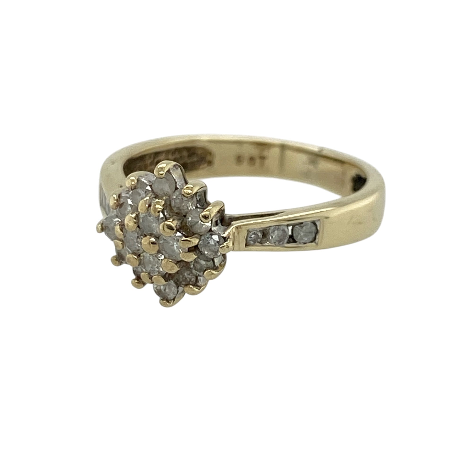 Add timeless sparkle and elegant detail to your jewellery collection with this pre-owned 9ct yellow gold diamond set cluster ring—an eye-catching piece perfect for everyday wear or special occasions.

Design: This ring features a 7mm high cluster front, set with sparkling diamonds that create a bright and balanced focal point, with additional diamonds set along the shoulders for enhanced brilliance.