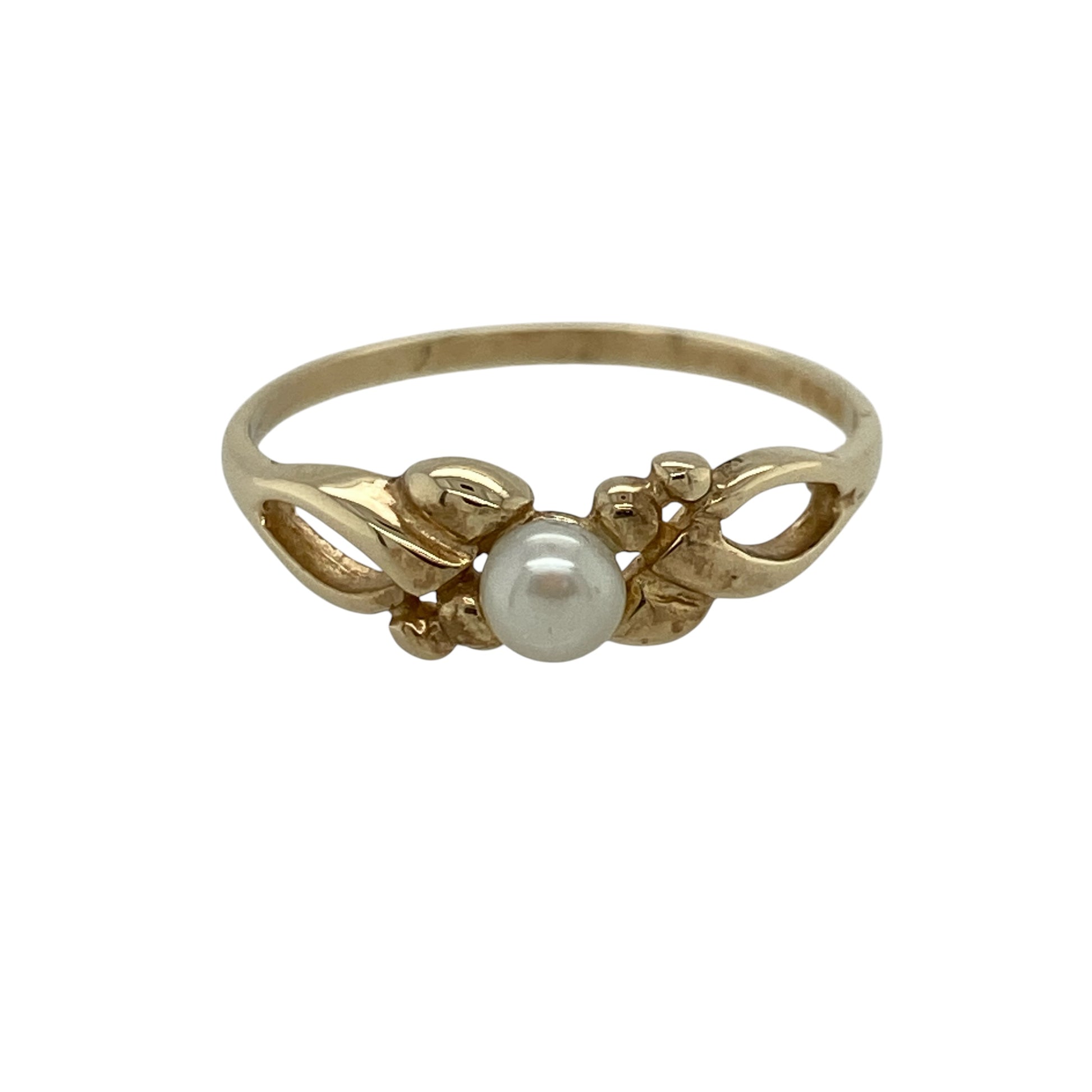 9ct Gold & Pearl Set Ring