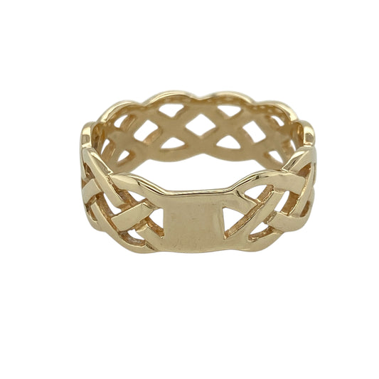 Add meaningful design and timeless style to your jewellery collection with this pre-owned 9ct yellow gold Celtic knot band ring, featuring an intricate open weave pattern—perfect for everyday wear or symbolic gifting.

Design: The ring showcases an open Celtic weave knot design, with interlacing patterns that symbolise eternity and connection, creating a detailed and eye-catching look.