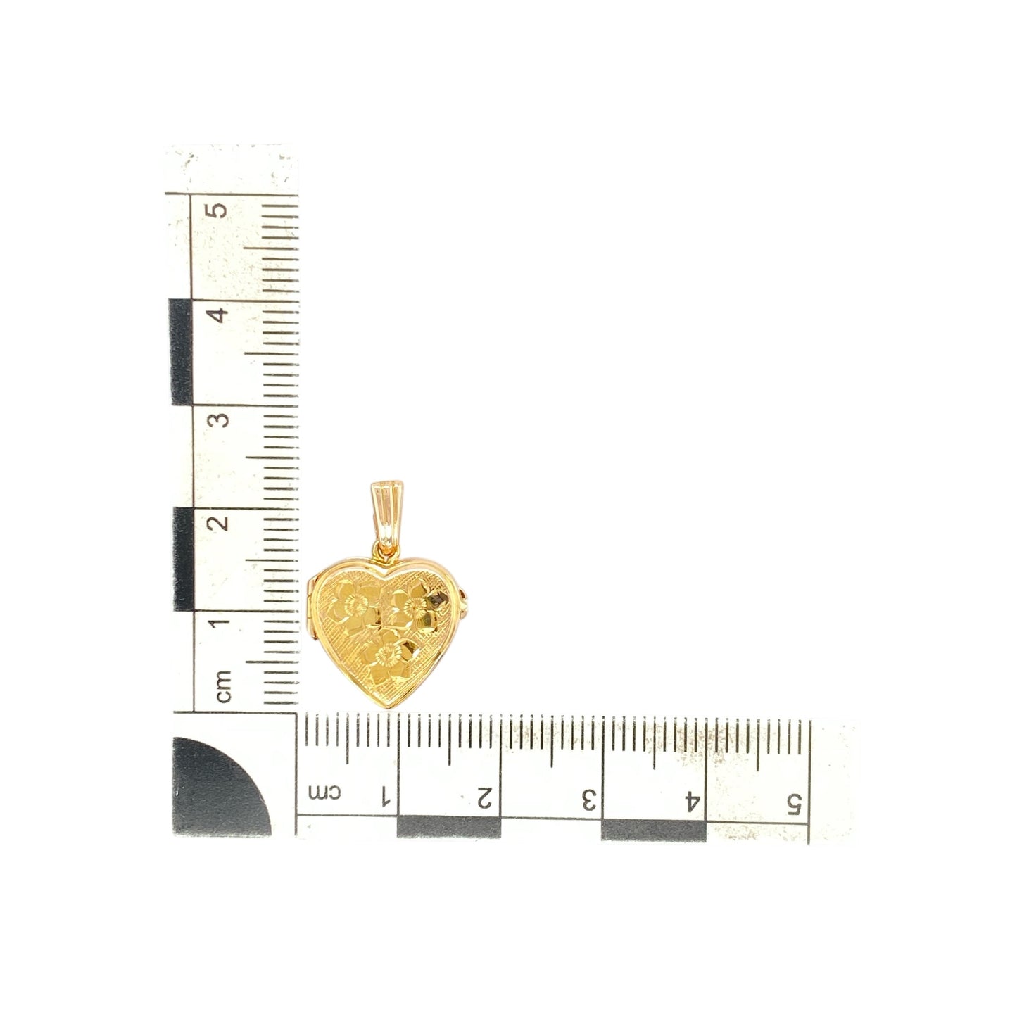 9ct Gold Flower Patterned Heart Locket