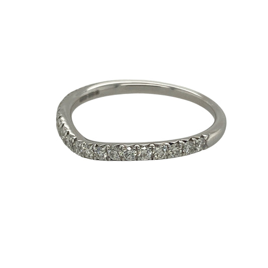 Add subtle sparkle and graceful design to your collection with this pre-owned 18ct white gold diamond set slight wishbone band ring—an elegant piece with timeless appeal.

Design: The ring features a delicate 2mm band with a gentle wishbone shape, accented with sparkling diamonds that follow the curve for a refined and flattering look.
Material: Made from 18-carat white gold, the polished finish enhances the cool tone of the metal while complementing the brilliance of the diamonds.