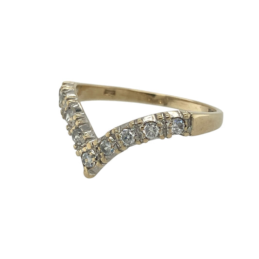 Add elegant sparkle and timeless charm to your collection with this pre-owned 9ct yellow gold cubic zirconia set wishbone ring—an effortlessly stylish piece with classic appeal.

Design: The ring features a classic wishbone shape set with round cubic zirconia stones, each approximately 2mm in diameter, creating a delicate and continuous line of sparkle.
Material: Made from 9-carat yellow gold, the polished finish enhances the warmth of the metal while complementing the brilliance of the stones.