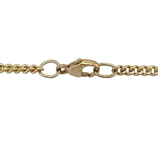Add classic style and everyday durability to your collection with this pre-owned 9ct yellow gold curb chain—an essential piece with timeless appeal.
Design: The chain features a 2mm wide curb link design, offering a clean and structured look with smooth, interlocking links that sit comfortably against the skin.
Material: Made from 9-carat yellow gold, the polished finish enhances the warm tone of the metal while adding a subtle shine.