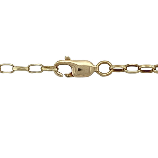 Add timeless style and everyday versatility to your collection with this pre-owned 9ct yellow gold belcher chain—an elegant piece with classic appeal.

Design: The chain features a 2mm wide belcher link design, offering a traditional look with rounded links that sit comfortably against the skin.
Material: Made from 9-carat yellow gold, the polished finish enhances the warm tone of the metal while adding a subtle shine.