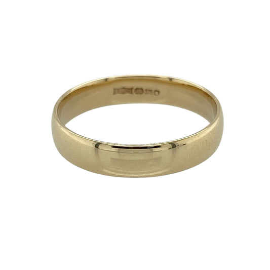 Celebrate timeless simplicity with this pre-owned 9ct yellow gold 4mm wedding band ring—an elegant and classic piece designed for everyday wear.

Design: The ring features a traditional band measuring approximately 4mm in width, offering a smooth and clean profile with a slightly bolder presence than slimmer bands.
Material: Made from 9-carat yellow gold, the polished finish enhances the warm tone of the metal and gives a refined, classic shine.