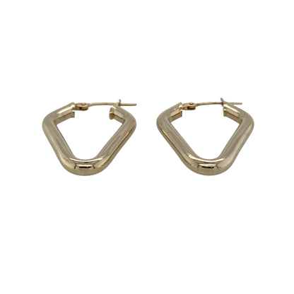 Bring sleek simplicity and modern elegance to your collection with these pre-owned 9ct yellow gold diamond shape plain creole earrings, offering a clean silhouette with timeless appeal—perfect for everyday wear or effortless styling.

Design: The earrings feature a diamond-shaped creole hoop design with smooth, plain surfaces, creating a sharp and contemporary look while maintaining classic elegance.