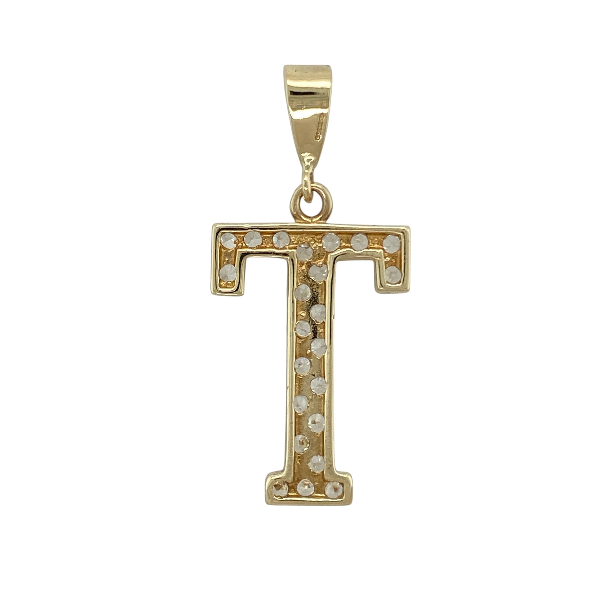 Bring bold personal style and eye-catching sparkle to your collection with this pre-owned 9ct yellow gold cubic zirconia initial ‘T’ pendant, featuring a striking letter design and brilliant detail—perfect for everyday wear or a meaningful gift.

Design: The pendant showcases a prominent ‘T’ initial, enhanced with sparkling cubic zirconia for a bright and standout finish, offering a confident and stylish look.