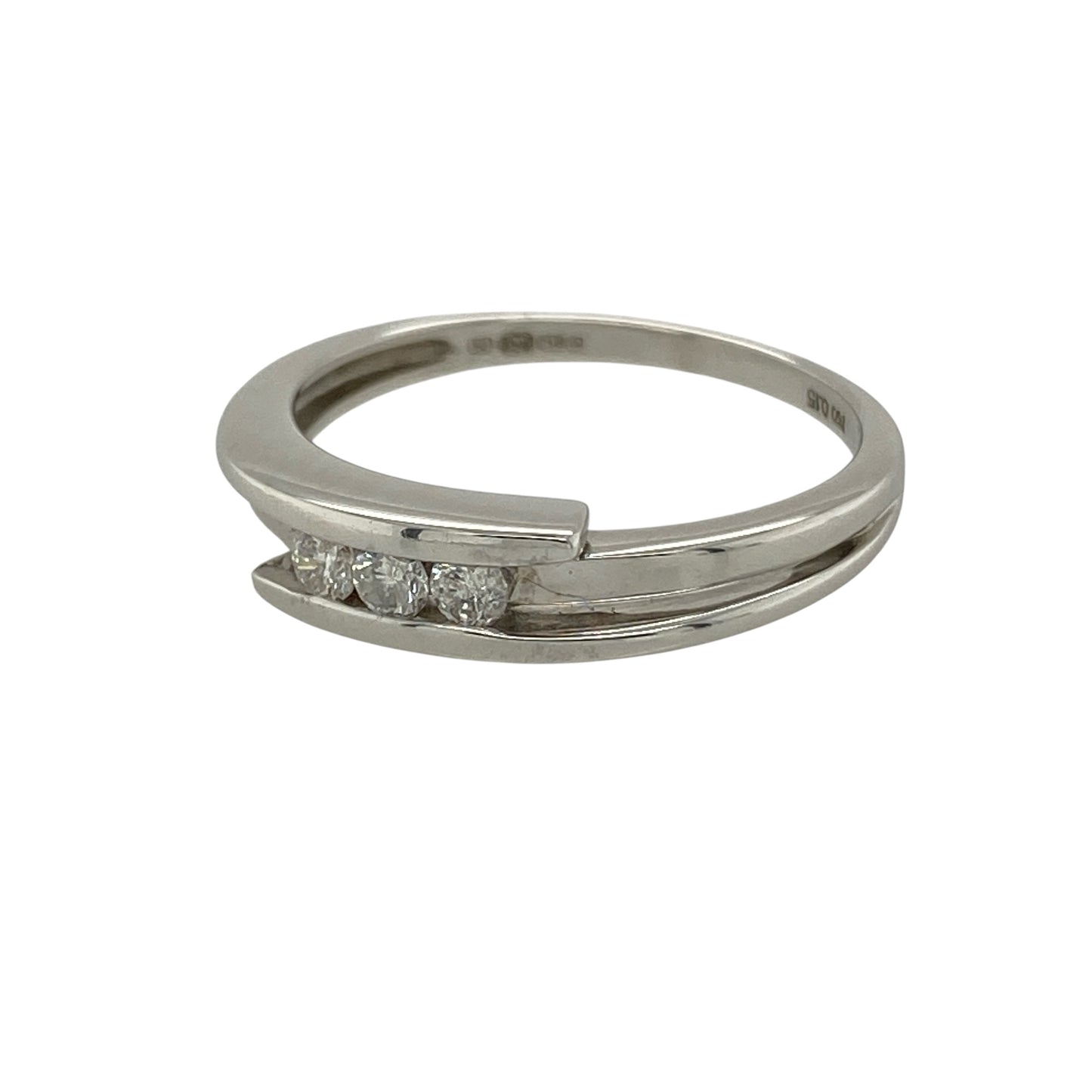 Bring modern elegance and refined sparkle to your collection with this pre-owned 18ct white gold diamond three stone wrap over band ring, featuring a contemporary design with timeless appeal—perfect for everyday wear or special occasions.

Design: The ring features a wrap over band style with three diamonds set across the front, measuring approximately 4mm in width, creating a sleek and balanced look with gentle movement in the design.