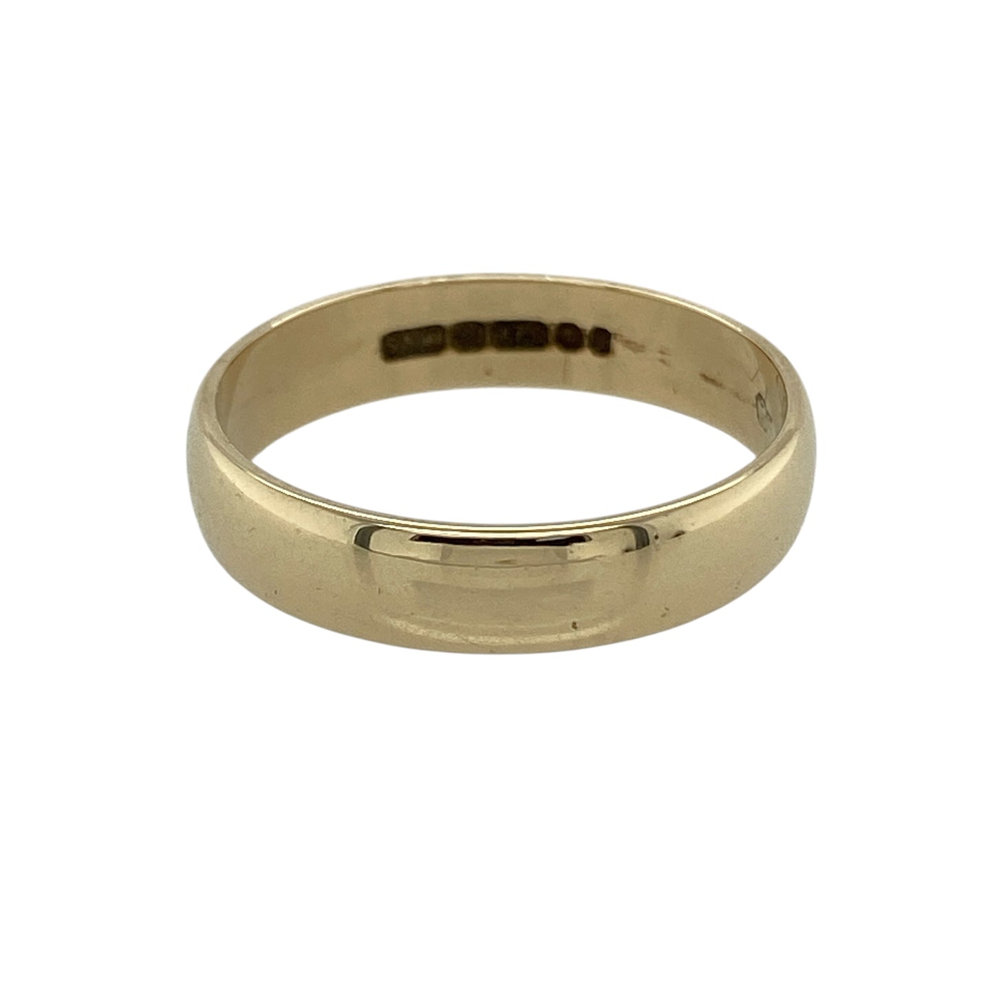 Bring timeless simplicity and classic elegance to your collection with this pre-owned 9ct yellow gold wedding band ring, featuring a traditional design suited for everyday wear—perfect as a wedding ring or a meaningful piece.

Design: The ring features a classic court-style band with a width of approximately 4.5mm, offering a smooth and understated look that never goes out of style.