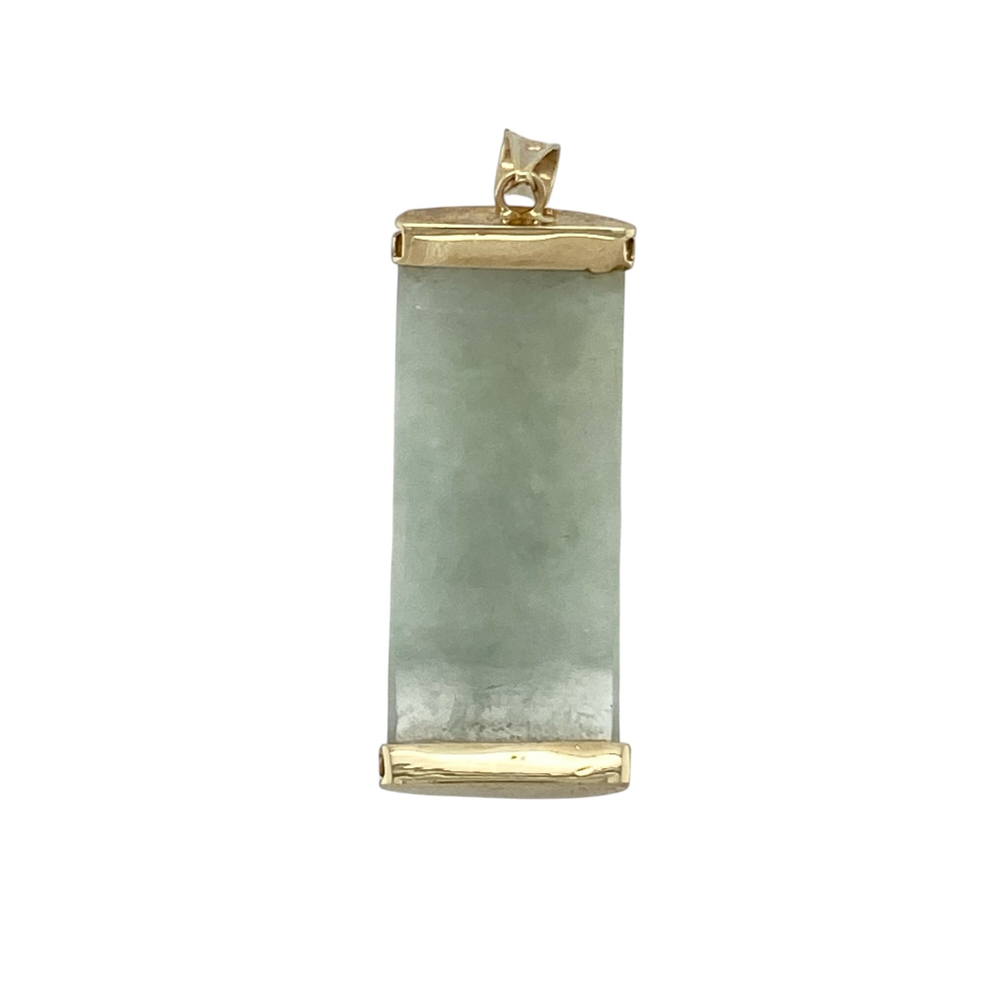 Bring elegant heritage style and natural beauty to your collection with this pre-owned 9ct yellow gold jade curved bar pendant, featuring an oriental-inspired design with timeless appeal—perfect for everyday wear or a meaningful gift.

Design: The pendant features a gently curved bar of jade, showcasing smooth lines and a classic oriental style that highlights the natural beauty of the stone.