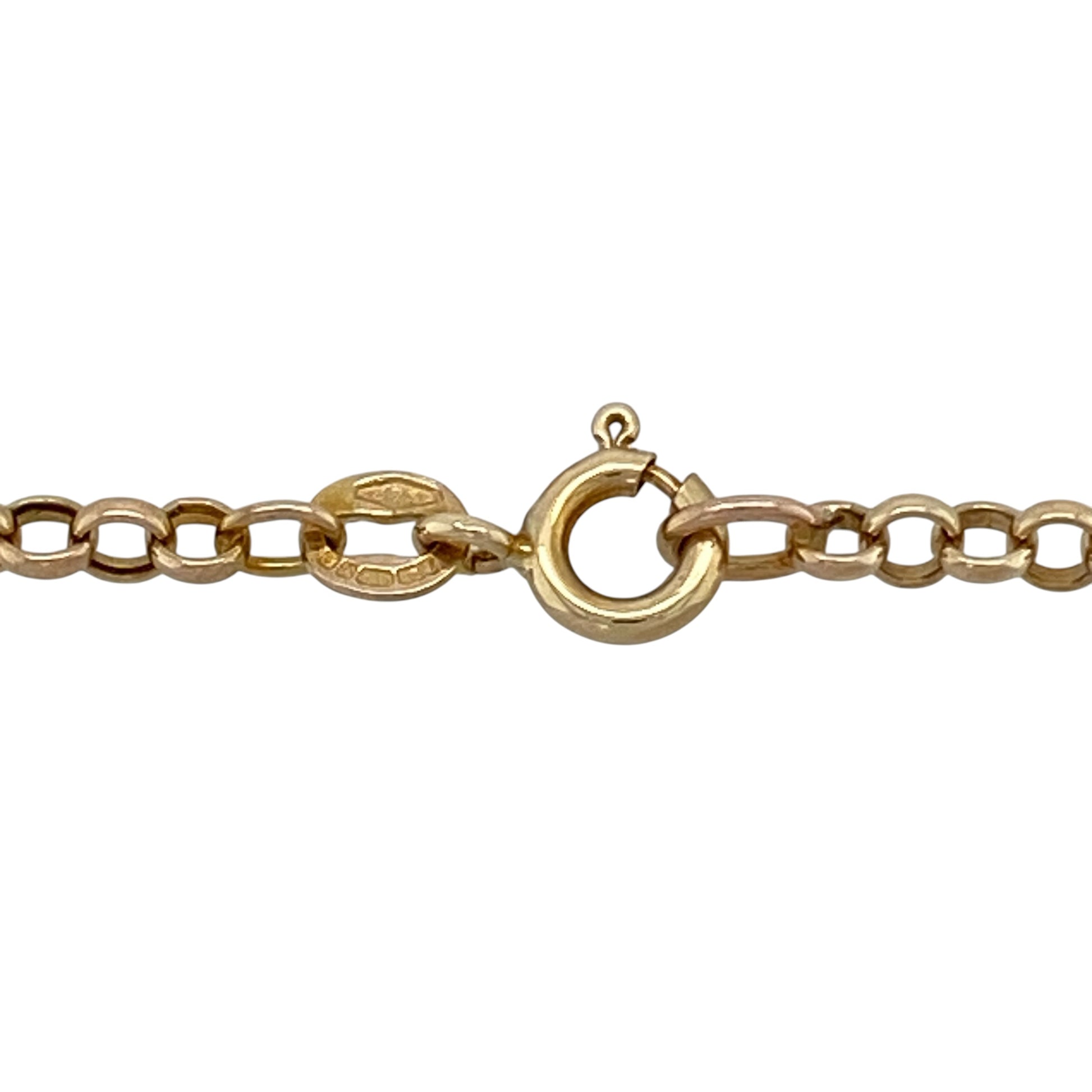 Bring classic simplicity and everyday versatility to your collection with this pre-owned 9ct yellow gold belcher chain, featuring a timeless design with a refined profile—perfect for wearing alone or pairing with a pendant.

Design: The chain features a traditional belcher link pattern with a width of approximately 2.5mm, offering rounded, uniform links that create a smooth and balanced look.