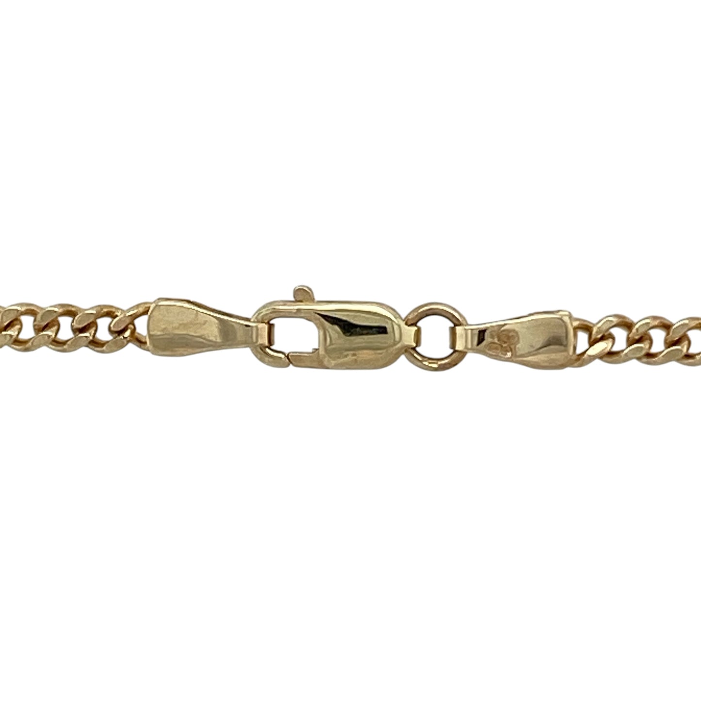 Bring classic style and versatile length to your collection with this pre-owned 9ct yellow gold curb chain, featuring a timeless design with everyday appeal—perfect for wearing alone or layering.

Design: The chain features a traditional curb link pattern with a width of approximately 2mm, offering a neat and balanced look that sits comfortably against the neckline.
Material: Made from 9-carat yellow gold, the polished finish enhances the smooth links, creating a warm and classic appearance.