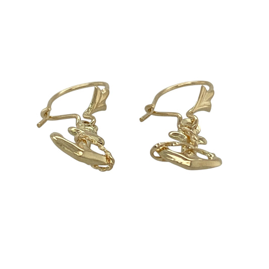 Bring nautical charm and playful style to your collection with these pre-owned 9ct yellow gold anchor drop earrings, featuring a symbolic design with timeless appeal—perfect for everyday wear or a thoughtful gift.

Design: The earrings feature an anchor-shaped drop design, creating a distinctive and eye-catching look with gentle movement.
Material: Made from 9-carat yellow gold, the polished finish enhances the clean lines of the anchors while providing a warm and classic appearance.