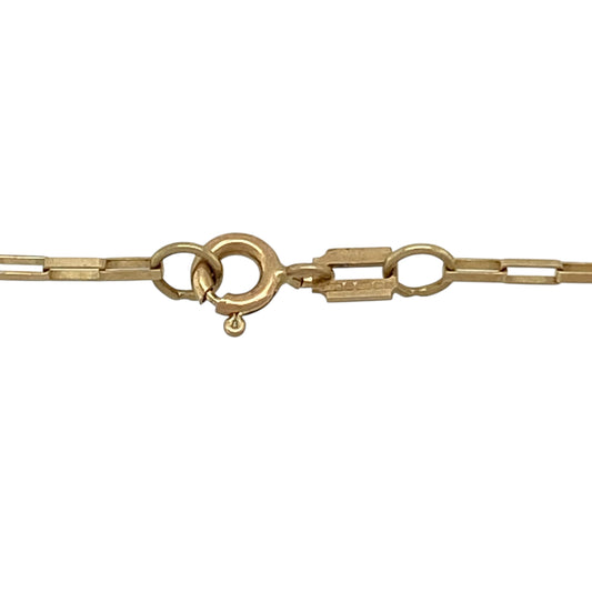 Bring delicate simplicity and everyday versatility to your collection with this pre-owned 9ct yellow gold box chain, featuring a fine profile and timeless appeal—perfect for layering or pairing with a pendant.

Design: The chain features a classic box link design with a slim 1mm width, offering a neat, structured look that sits smoothly against the neckline.
Material: Made from 9-carat yellow gold, the polished finish enhances the clean lines of the links, creating a warm and classic appearance.