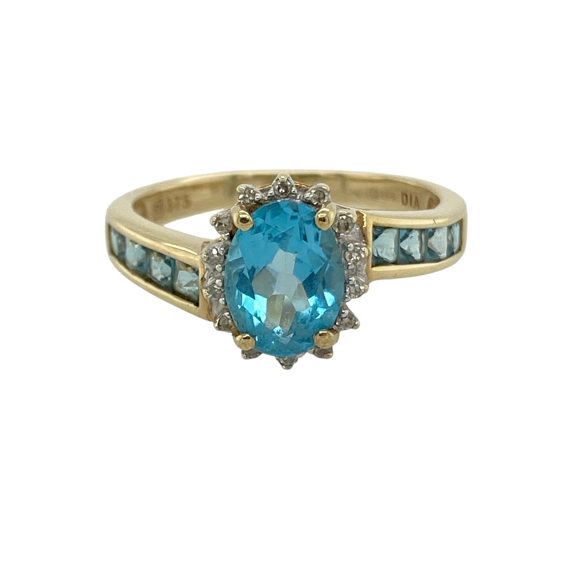 9ct Gold Diamond & Blue Topaz Cluster Ring