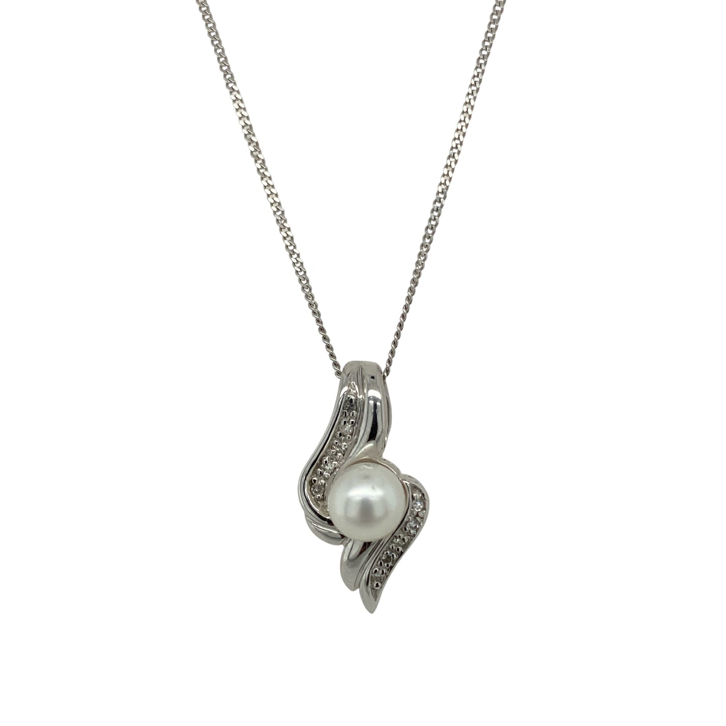 9ct White Gold Diamond & Pearl Twist 18" Necklace