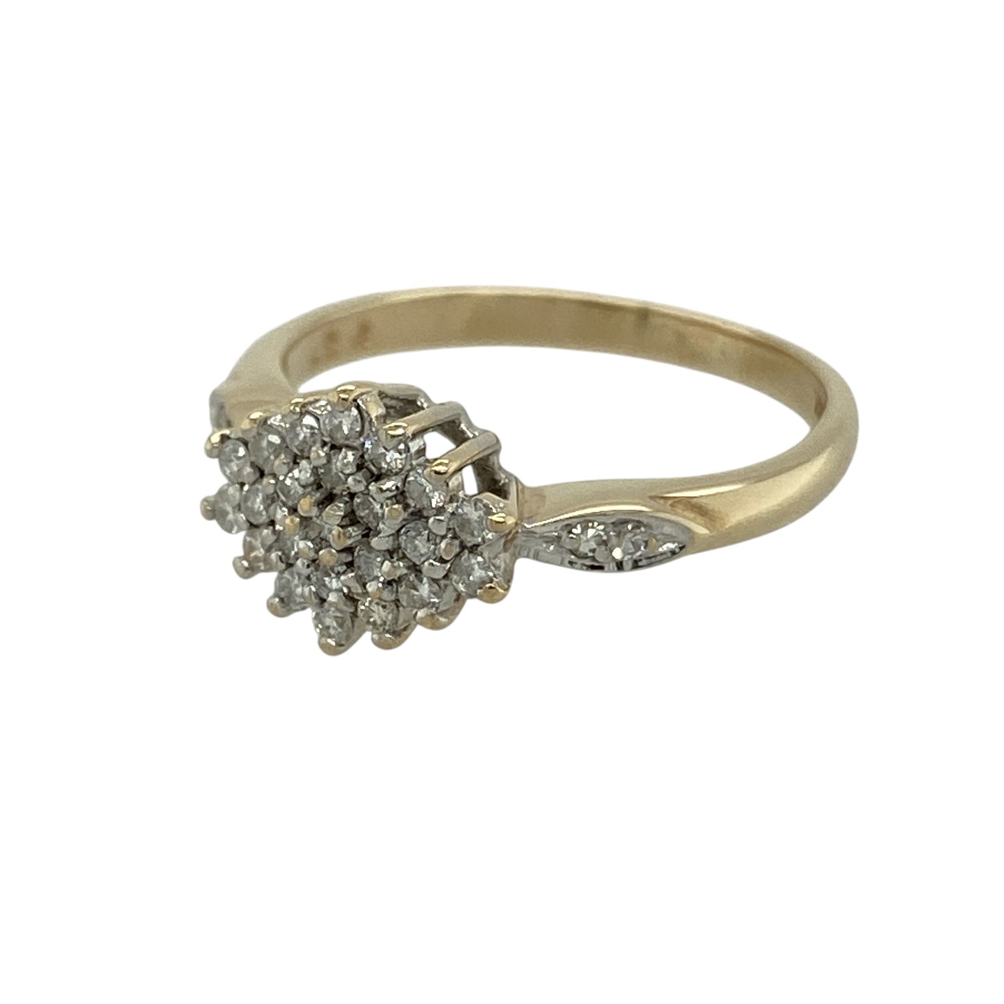 Bring timeless sparkle and elegant styling to your collection with this pre-owned 9ct yellow gold diamond cluster ring, featuring a bold design with classic appeal—perfect for special occasions or everyday sophistication.

Design: The ring showcases a cluster-style front measuring approximately 9mm in height, set with sparkling diamonds arranged to create a bright and eye-catching focal point.