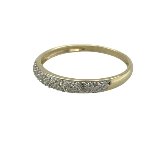Bring timeless sparkle and understated elegance to your collection with this pre-owned 9ct yellow gold diamond set band ring, featuring a classic design with versatile appeal—perfect for everyday wear or stacking with other rings.

Design: The ring features a slim band style measuring approximately 3mm across the front, accented with sparkling diamonds for a refined and elegant finish.