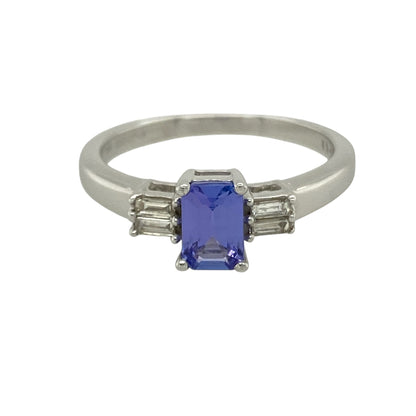 9ct White Gold Diamond & Tanzanite Set Ring