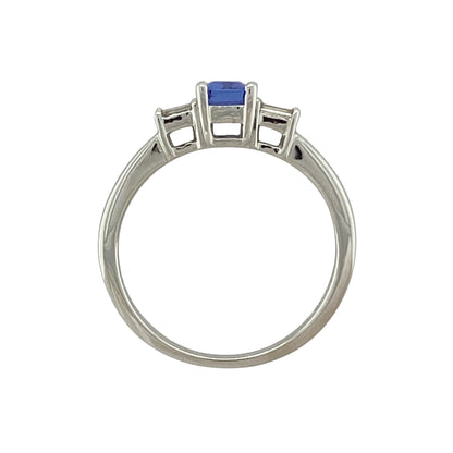 9ct White Gold Diamond & Tanzanite Set Ring