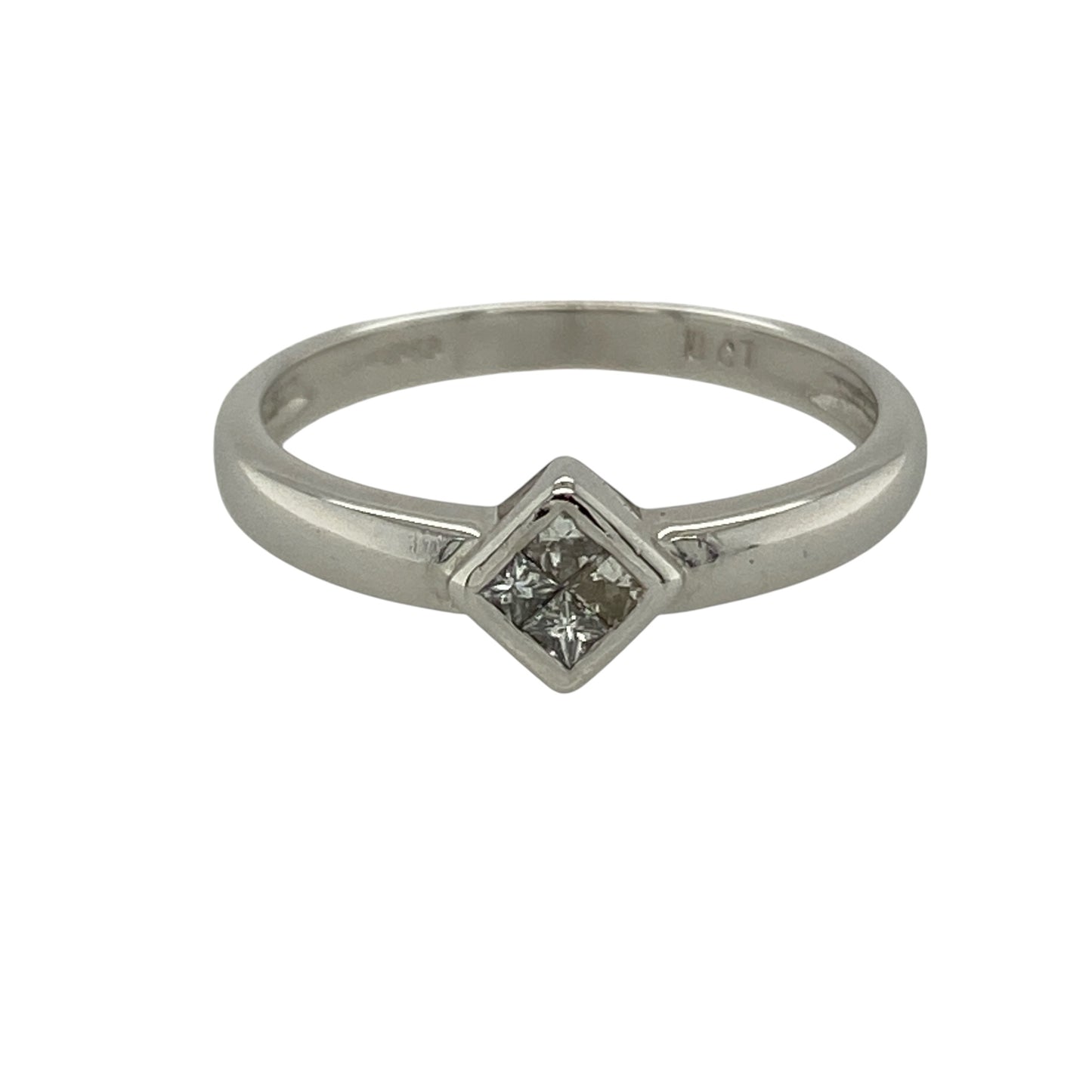18ct White Gold & Diamond Set Solitaire Ring