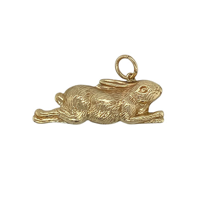 Add a playful and charming touch to your jewellery collection with this pre-owned 9ct yellow gold rabbit pendant, featuring a delightful animal-inspired design with timeless appeal—perfect for everyday wear, gifting, or animal lovers.

Design: The pendant features an adorable rabbit motif with detailed styling, creating a fun and eye-catching piece suitable for both casual and sentimental wear.