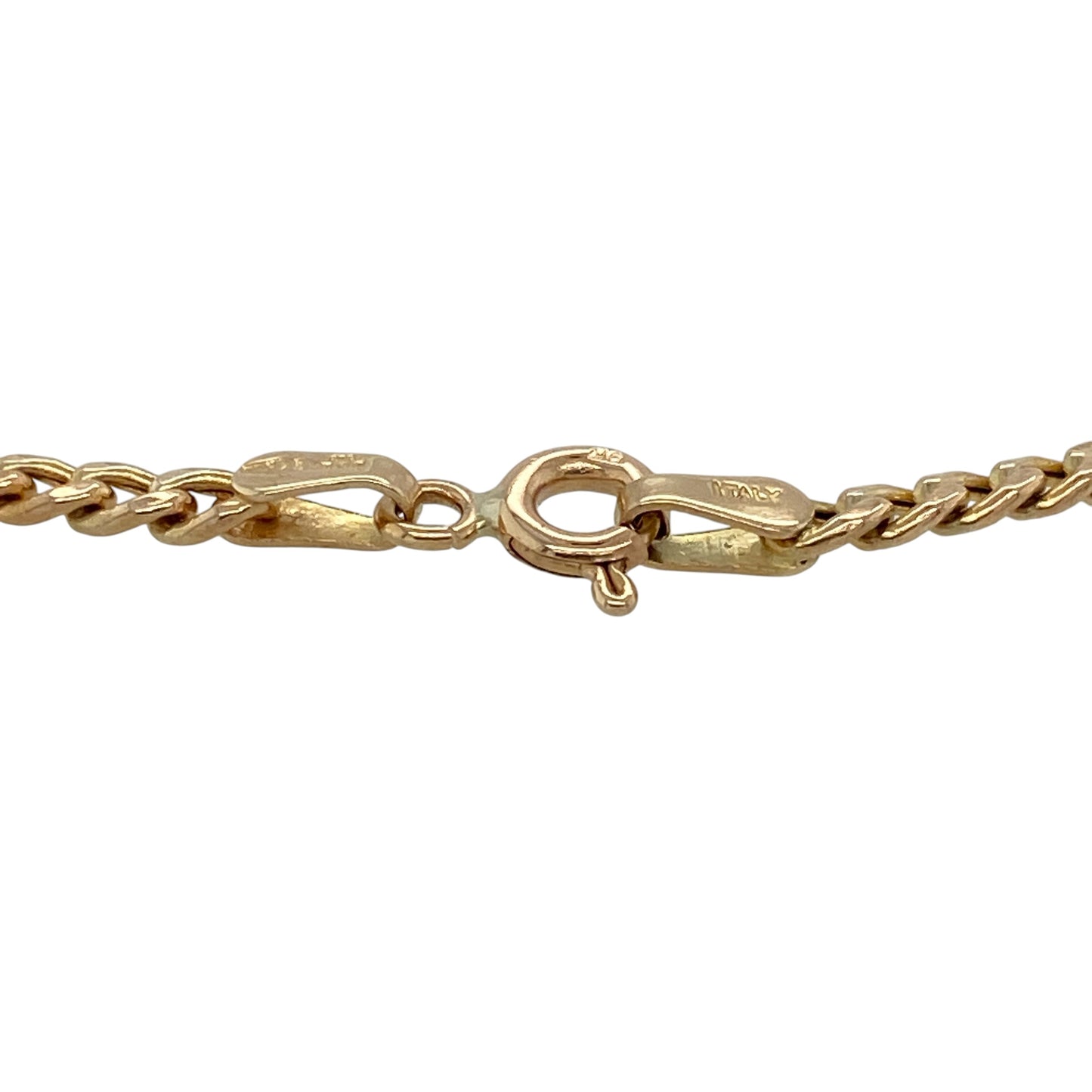 Add timeless Italian-inspired style to your jewellery collection with this pre-owned 9ct yellow gold Figaro bracelet, featuring the classic alternating link design with versatile everyday appeal—perfect for layering, daily wear, or gifting.

Design: The bracelet features the traditional Figaro link pattern with alternating short and elongated links, creating a stylish and recognisable look. The links measure approximately 3mm wide for a refined and wearable appearance.
