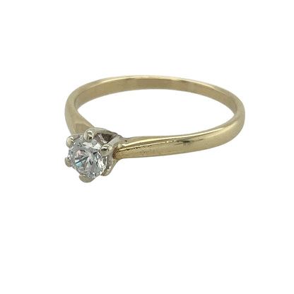 Add timeless sparkle to your jewellery collection with this pre-owned 9ct yellow gold cubic zirconia solitaire ring, featuring a classic single stone design with elegant everyday appeal—perfect for special occasions, promise jewellery, or effortless daily wear.

Design: The ring showcases a sparkling cubic zirconia solitaire stone measuring approximately 5mm in diameter, creating a refined and timeless look with brilliant shine.
