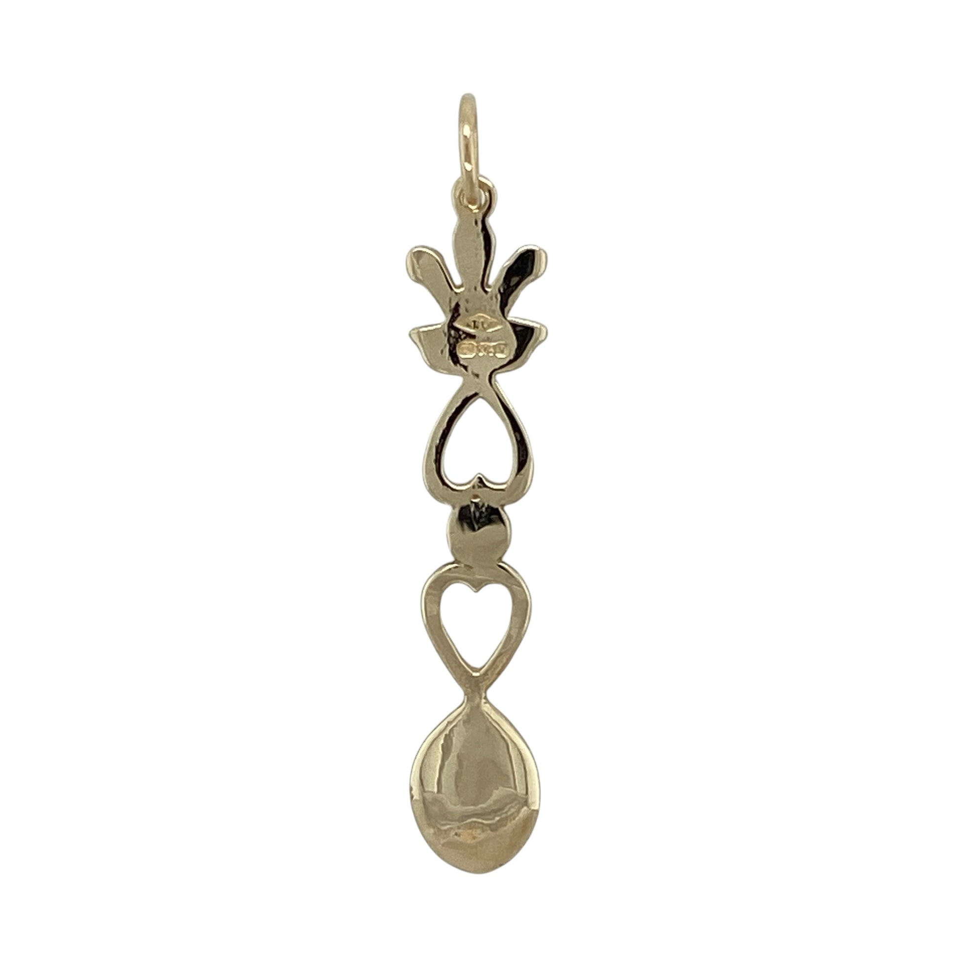 Celebrate Welsh heritage and traditional craftsmanship with this pre-owned 9ct yellow gold Welsh Three Feathers lovespoon pendant, featuring a meaningful symbolic design with timeless sentimental appeal—perfect for gifting, collecting, or everyday wear.

Design: The pendant features a traditional Welsh lovespoon design incorporating the iconic Three Feathers emblem, creating an elegant and heritage-inspired piece with intricate detailing.