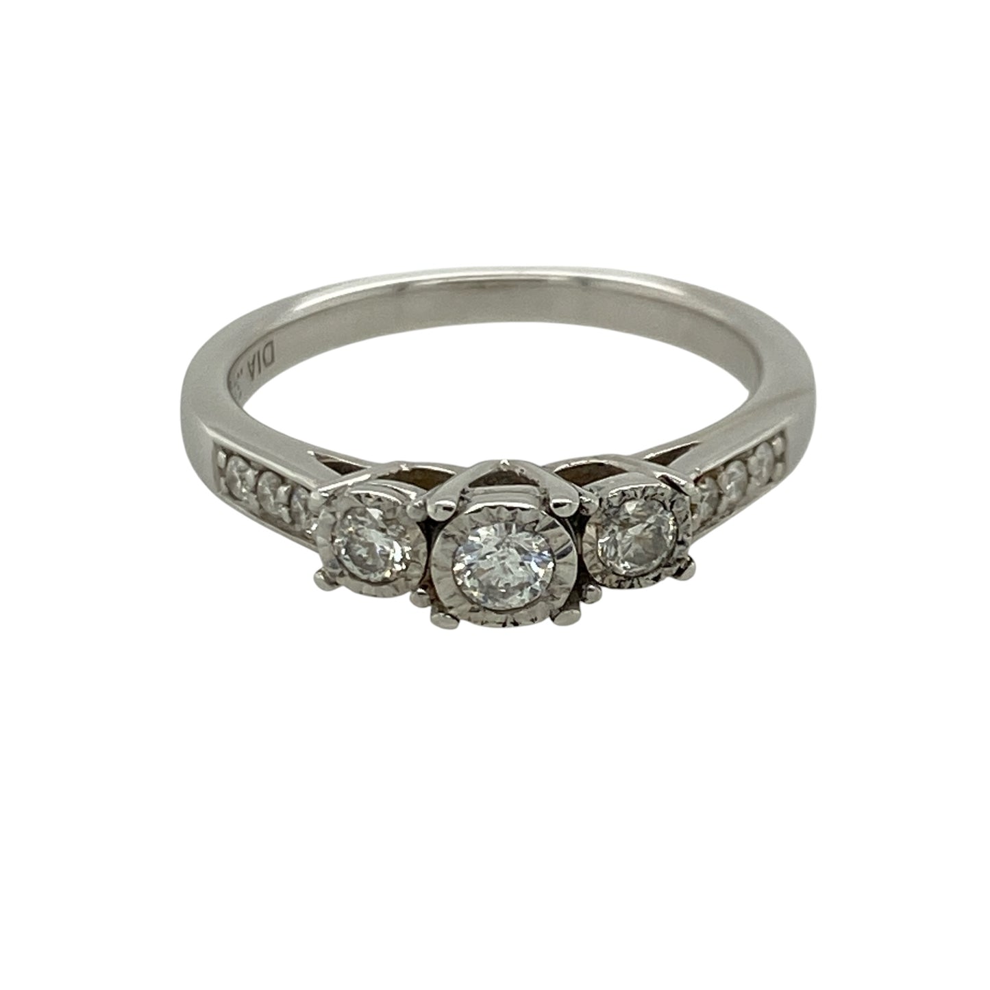 9ct White Gold & Diamond Illusion Set Trilogy Ring