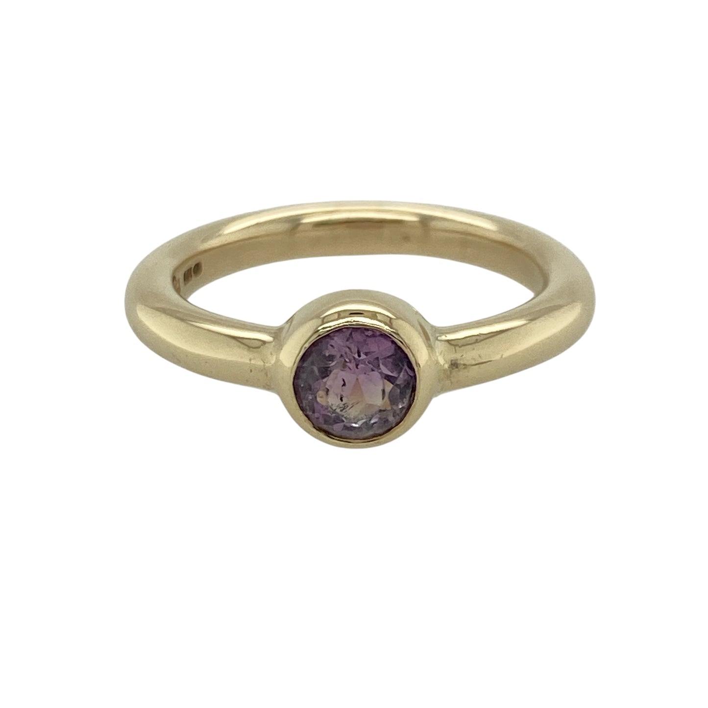 9ct Gold & Amethyst Solitaire Ring