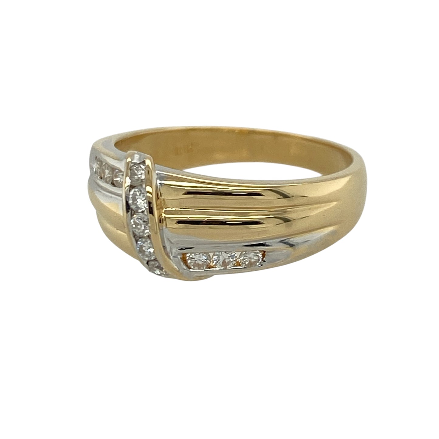 Add timeless elegance and luxurious sparkle to your jewellery collection with this pre-owned 18ct yellow and white gold diamond set wide band ring, featuring a bold two-tone design with sophisticated everyday appeal—perfect for special occasions, anniversaries, or statement styling.

Design: The ring features a striking wide band design measuring approximately 8mm high at the front, accented with sparkling diamonds totalling approximately 0.20ct.