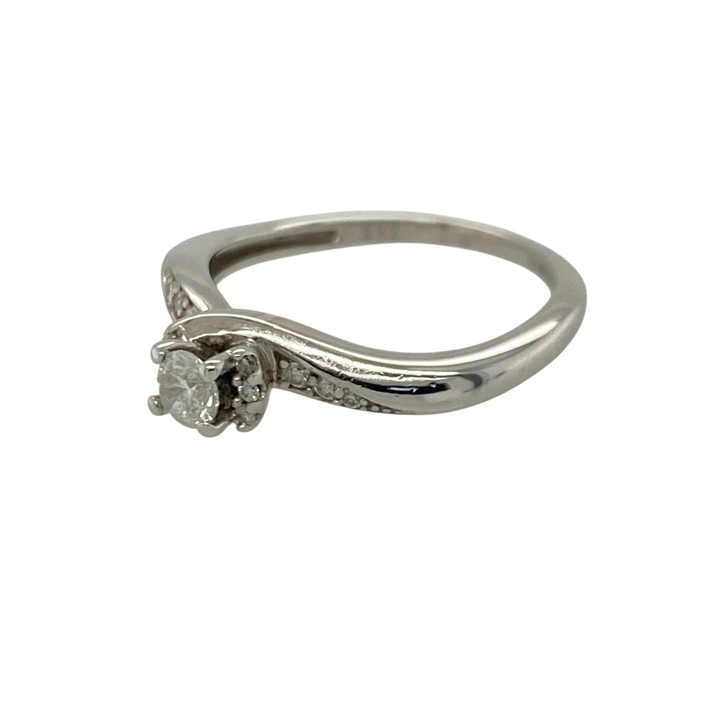 Add timeless sparkle and elegant sophistication to your jewellery collection with this pre-owned 9ct white gold diamond set solitaire ring, featuring a classic centre stone design with dazzling diamond-set shoulders—perfect for engagements, anniversaries, or luxurious everyday wear.

Design: The ring showcases a sparkling brilliant cut centre diamond complemented by diamond-set shoulders, creating a refined and eye-catching look with beautiful light-catching brilliance.
