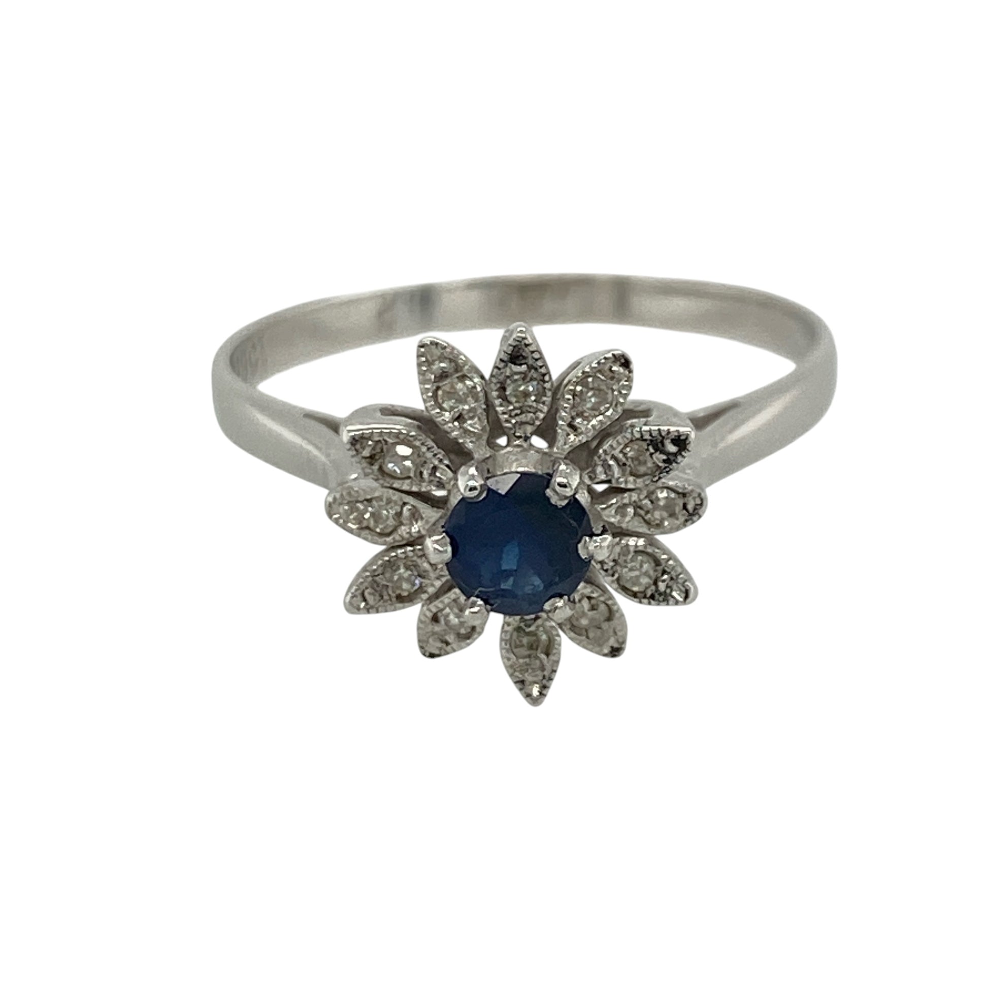 18ct White Gold Diamond & Sapphire Flower Cluster Ring