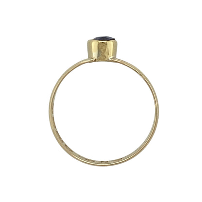 18ct Gold & Sapphire Solitaire Ring