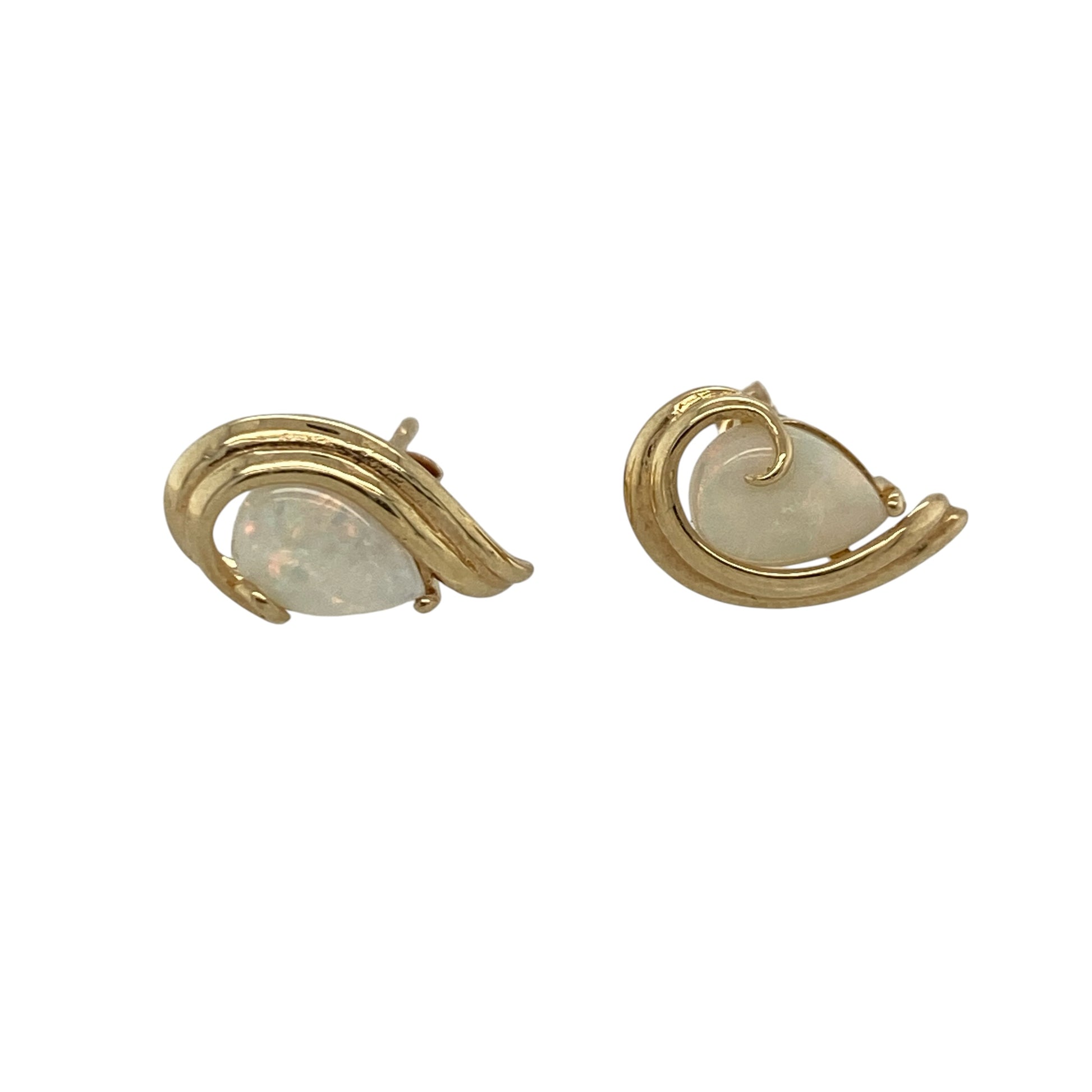 Add elegant shimmer and timeless charm to your jewellery collection with these pre-owned 9ct yellow gold opalique teardrop stud earrings, featuring luminous gemstones with classic everyday appeal—perfect for special occasions, gifting, or sophisticated daily wear.

Design: The earrings showcase beautiful teardrop-shaped opalique stones measuring approximately 7mm by 5mm each, creating a graceful and feminine look with soft iridescent tones that catch the light beautifully.