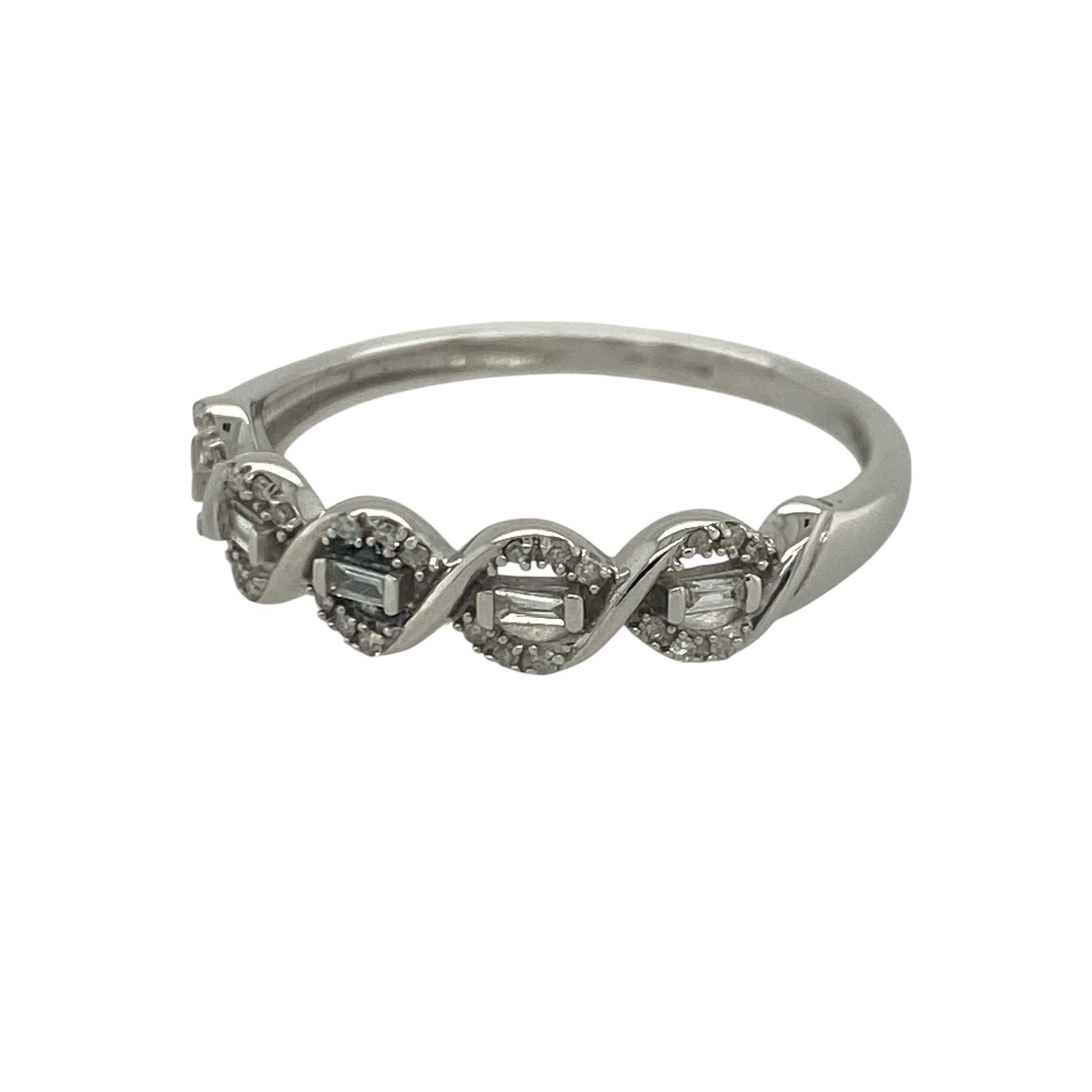 Add timeless sparkle and contemporary elegance to your jewellery collection with this pre-owned 9ct white gold diamond twist band ring, featuring a graceful flowing design with sophisticated everyday appeal—perfect for special occasions, gifting, or refined daily wear.

Design: The ring features an attractive twist band design measuring approximately 5mm wide at the front, creating a flowing and elegant appearance.